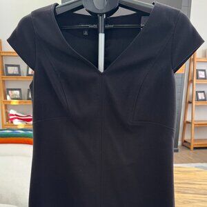 Talbots black V-neck cap sleeve dress 10P